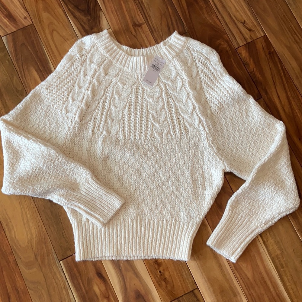 American Eagle sweater